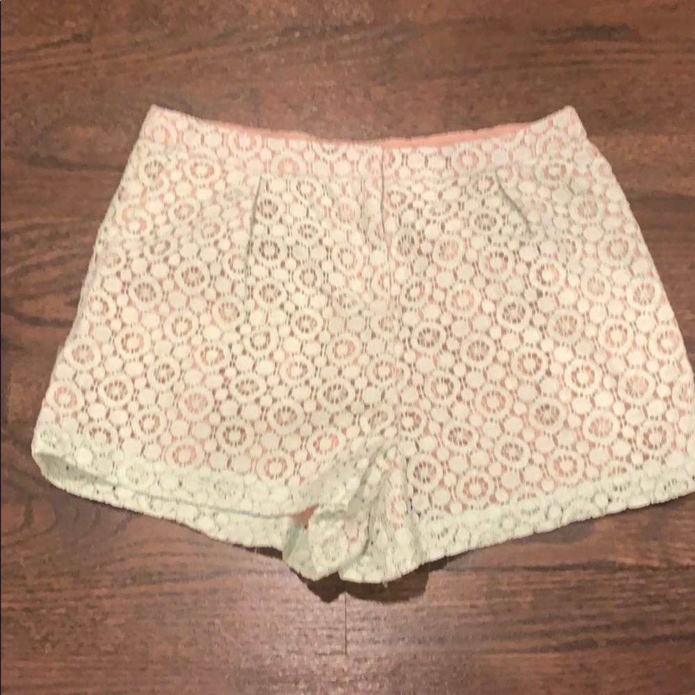 VICTORIA BECKHAM TARGET GIRLS WOMEN SHORTS SZ XL - Picture 1 of 7